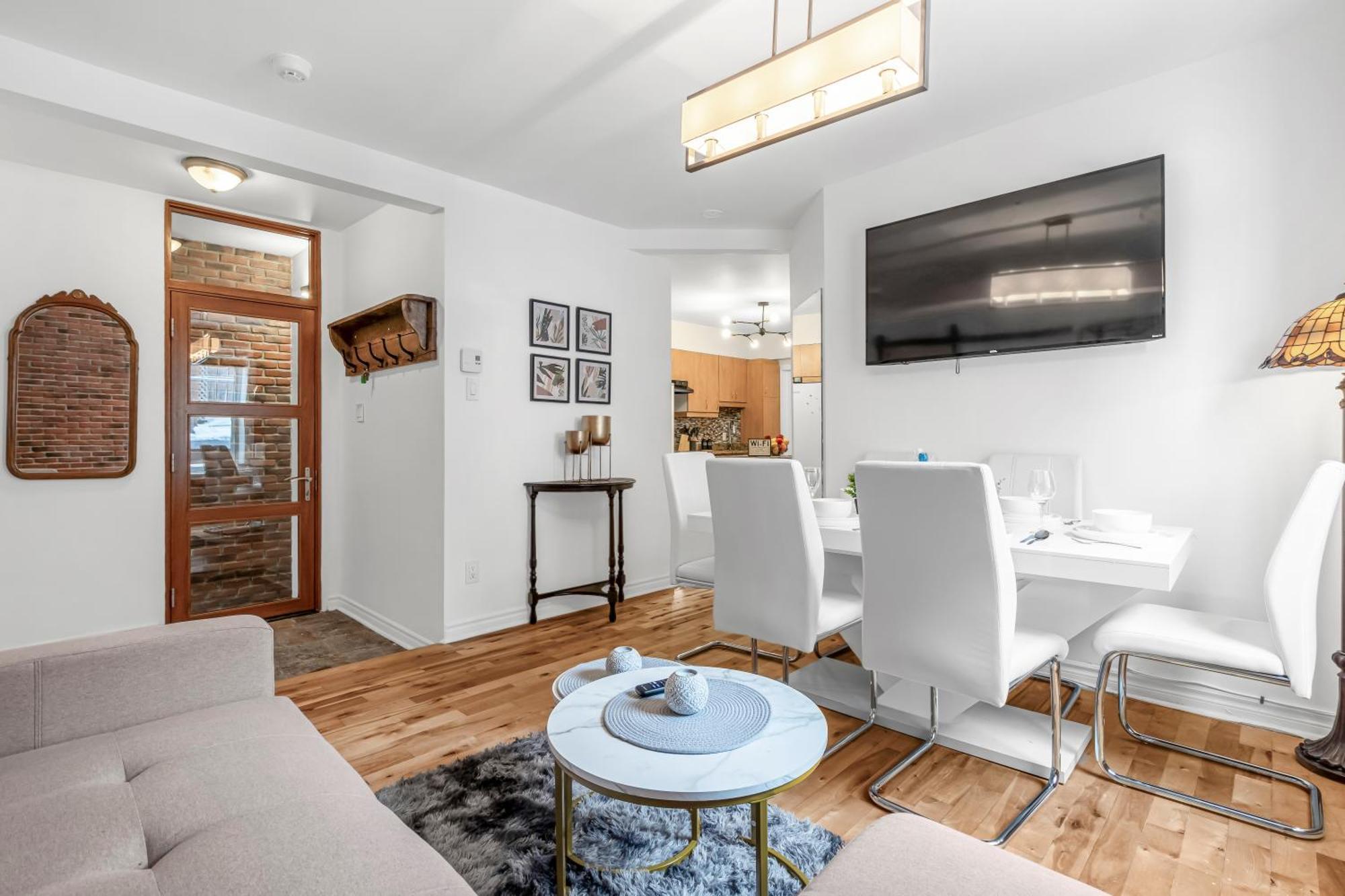 Beautiful 3-Bedrooms In Heart Of Plateau Mont-Royal Montréal Esterno foto